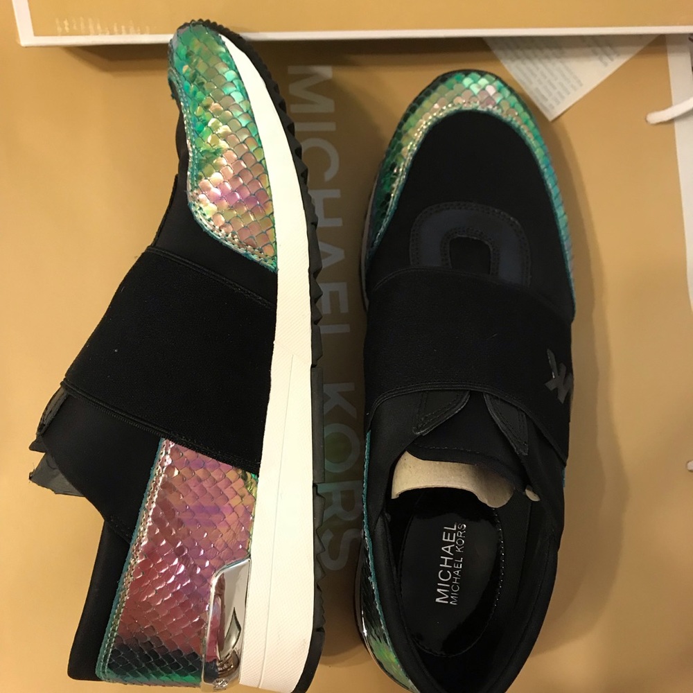 -SOLD OUT- Michael kors snaeakers